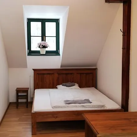 Gasthof Horaren Biely Kriz *